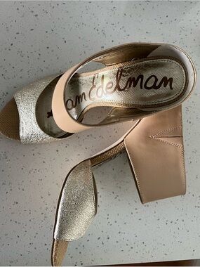 Sam Edelman Gold and Nude Block Heel Sandals SCOTTI